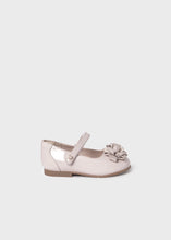 Load image into Gallery viewer, Patent Leather Satin Flower Maryjane