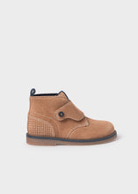 Load image into Gallery viewer, Split Leather Desert Boot- Camel