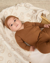 Load image into Gallery viewer, Pointelle Wrap Footie- Cinnamon