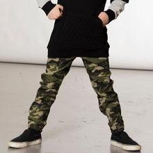 Load image into Gallery viewer, Twill Camo Jogger