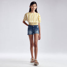 Load image into Gallery viewer, Basic Denim Short- Medium Wash