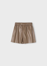 Load image into Gallery viewer, Faux Leather Pleat Short