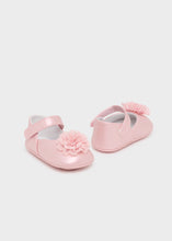 Load image into Gallery viewer, Pearly Pink Floral Mary Janes