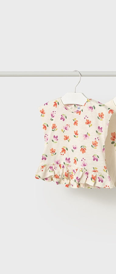 Floral Ruffle Hem Tee