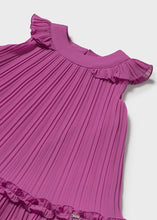 Load image into Gallery viewer, Chiffon Sleeveless Pleat Dress