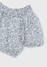 Load image into Gallery viewer, Printed Floral Crop Top