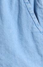 Load image into Gallery viewer, Scallop Edge Chambray Short