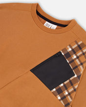 Load image into Gallery viewer, Geometric Sweatshirt w/ Plaid &amp; Zip Pocket