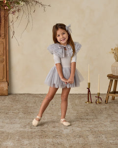 Thea Tutu- Cloud