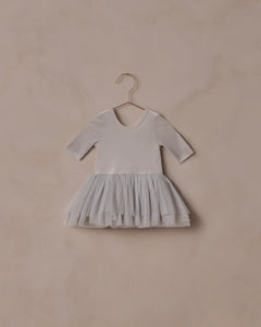 Thea Tutu- Cloud