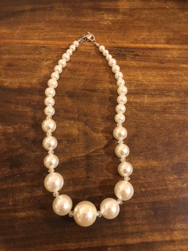 BEADED PEARL NECKLACE