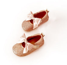 Load image into Gallery viewer, Sparkle Bow Flats